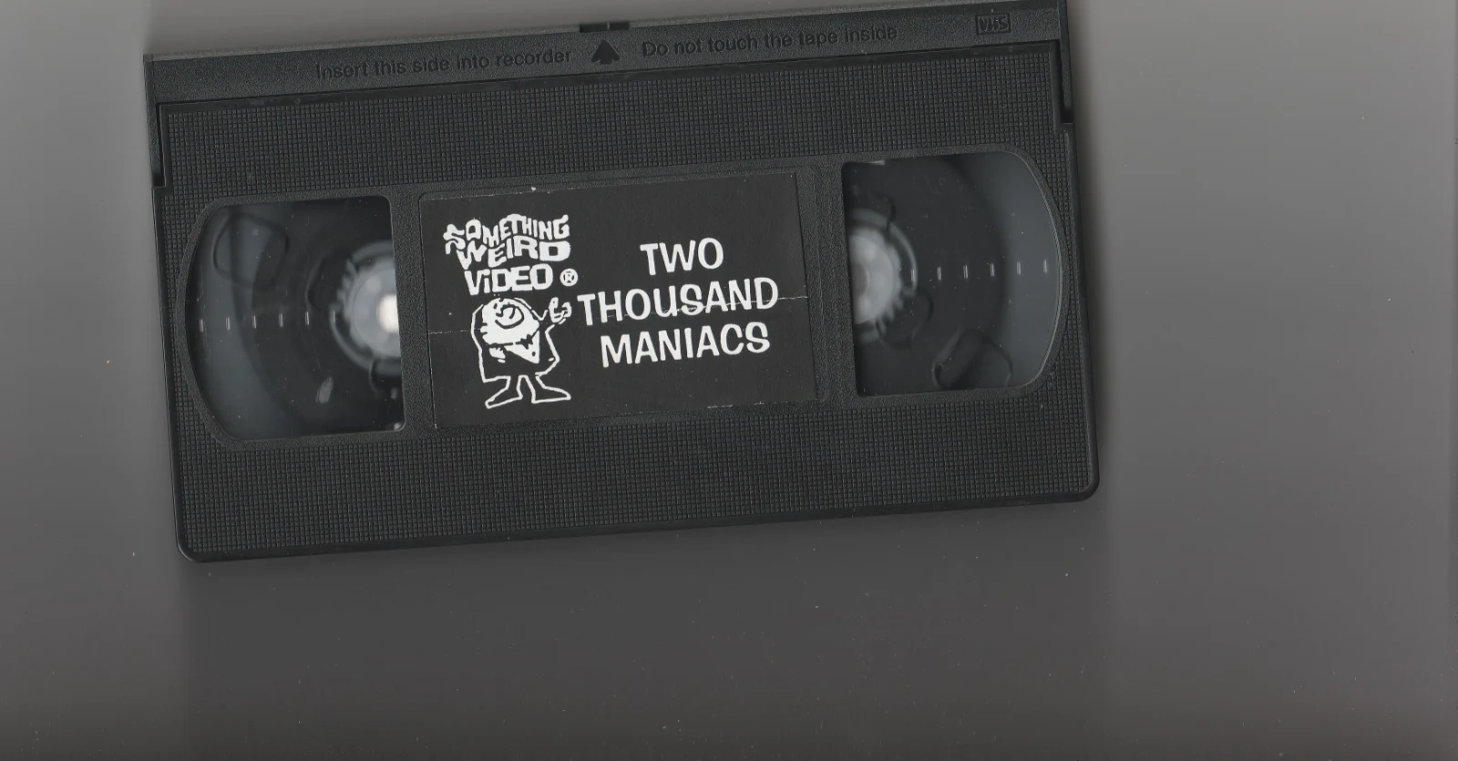 Two Thousand Maniacs VHS front label scan