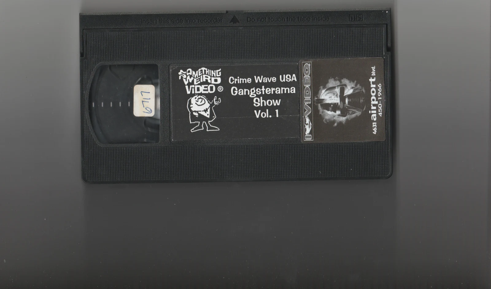 Crime Wave U.S.A. Gangsterama Show VHS front label scan